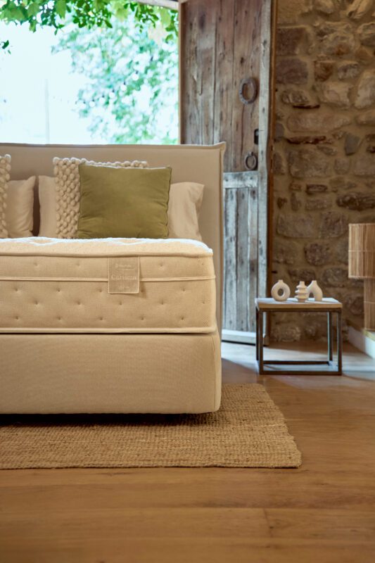 Cabezal Solapa Sonpura 4 4 2024.06.03 Sonpura Hogar Carisma 180 5438 Esencia Grafica v3