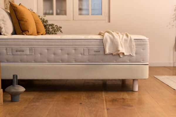 Pack Sonpura Masia Gaudí (Cama+Colchón) 5 Masia Gaudi4 2024.06.03 Sonpura Hogar Gaudi 180 5657 Esencia Grafica edit v2