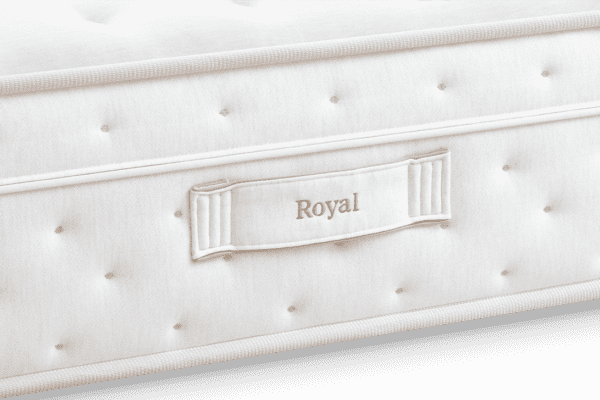 ROYAL17 1990 16 Royal Platabanda